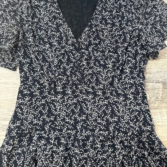 Equipment Femme Silk Mini Dress Navy White Floral Tiered Cottagecore 90s - Picture 4 of 10